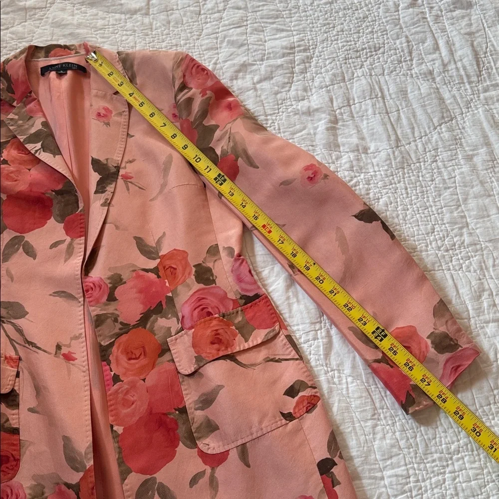 Anne Klein Statement Floral Pink 100% Silk  Long Blazer size 8